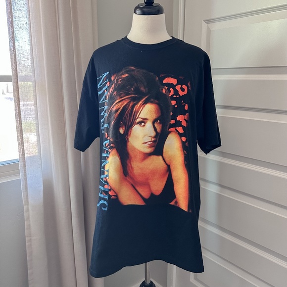 Tops Shania Twain Oversized Graphic Short Sleeve Tee Xl Poshmark